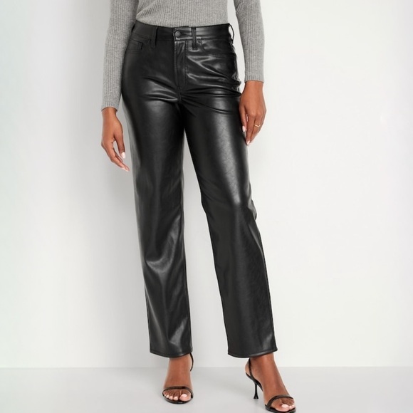NWT Old Navy High Waisted OG Loose Faux Leather Pants in Black - Picture 1 of 10